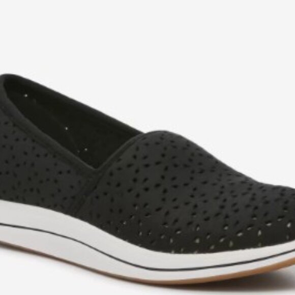 Clarks Cloudsteppers Breeze Emily Slip-On Update your casual wardrobe with the C - Picture 7 of 7